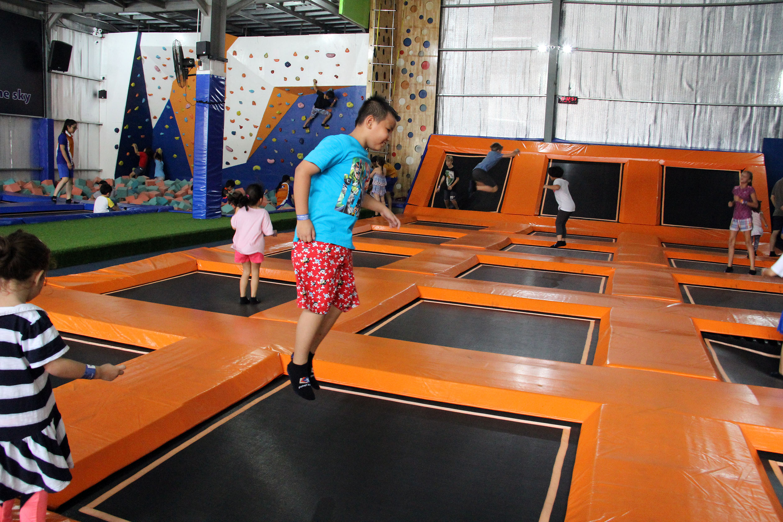 Jump Arena Trampoline Park